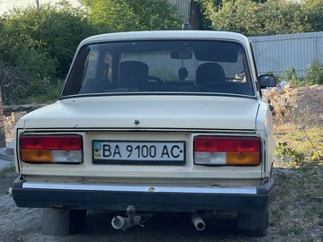 Авто ВАЗ 2107 1989 № 8874067