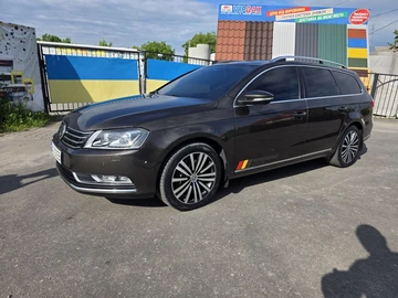 Авто Volkswagen Passat Variant 2013 № 8874177