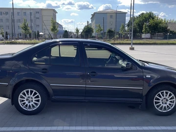Авто Volkswagen Bora 2001 № 8874281