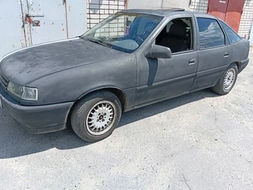 Авто Opel Vectra 1992 № 8874373
