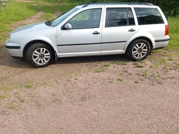 Авто Volkswagen Golf 1999 № 8874408
