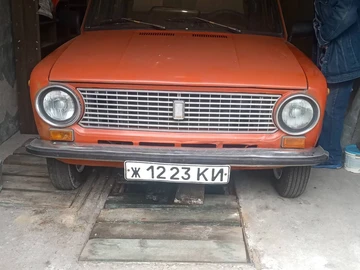Авто ВАЗ 2101 1981 № 8874486
