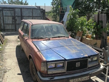 Авто Volvo 240 1975 № 8874578
