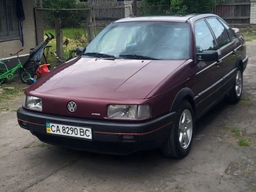 Авто Volkswagen Passat Sedan 1991 № 8874666