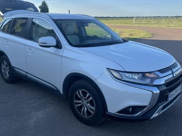 Авто Mitsubishi Outlander 2017 № 8874767