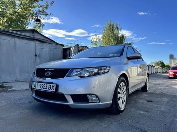 Авто KIA Cerato Forte  2009 № 8875126
