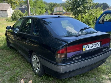 Авто Renault Safrane 1994 № 8875130