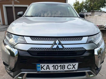 Авто Mitsubishi Outlander 2017 № 8875290