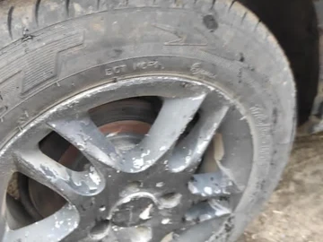 Авто Mazda 323 1990 № 8875302