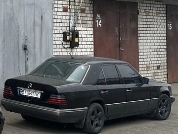 Авто Mercedes W124 1996 № 8875314