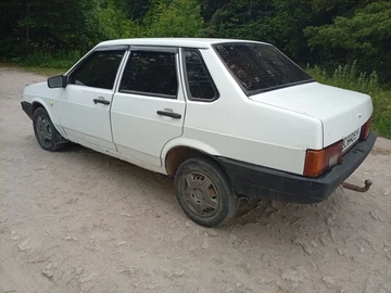 Авто ВАЗ 21099 1997 № 8875375