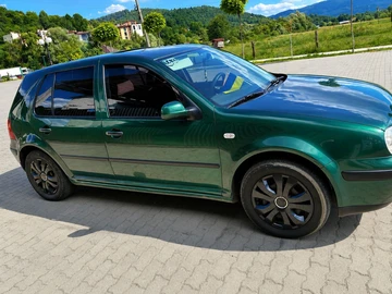 Авто Volkswagen Golf 1998 № 8875381