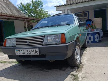 Авто ВАЗ 2109 1988 № 8875477