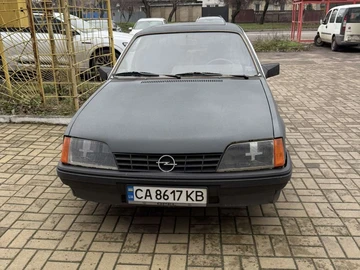 Авто Opel Rekord 1986 № 8875782