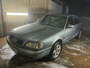 Авто Audi A6 1986 № 8875789