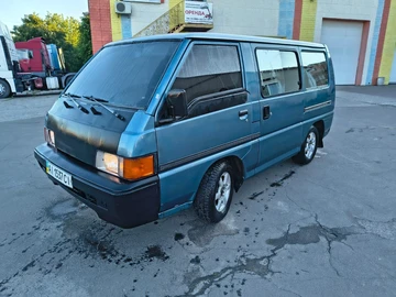 Авто Mitsubishi Delica 1989 № 8875833