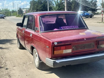 Авто ВАЗ 2107 1987 № 8875855