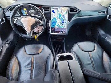 Авто Tesla Model S 2015 № 8875969