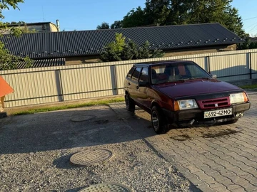 Авто ВАЗ 2109 1992 № 8876005