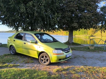 Авто Chevrolet Aveo 2004 № 8876115