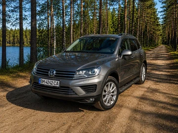 Авто Volkswagen Touareg 2015 № 8876229