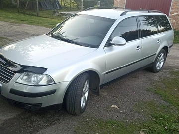 Авто Volkswagen Passat Variant 2004 № 8876230