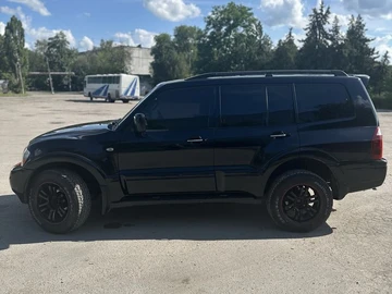 Авто Mitsubishi Pajero 2005 № 8876240