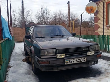 Авто Nissan Bluebird 1988 № 8876285