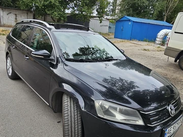 Авто Volkswagen Passat Variant 2010 № 8876308