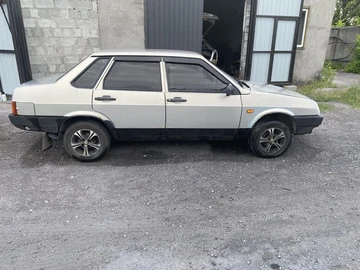 Авто ВАЗ 21099 2007 № 8876310