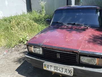 Авто ВАЗ 2107 1997 № 8876460