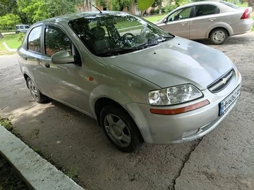 Авто Chevrolet Aveo 2005 № 8876616