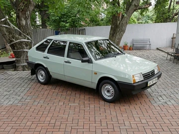 Авто ВАЗ 2109 2001 № 8876658