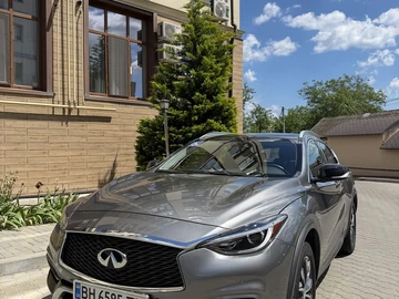 Авто Infiniti Q30 2016 № 8876682