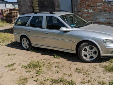Авто Opel Vectra 2001 № 8876703