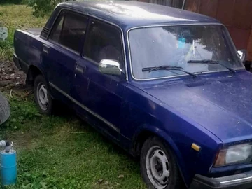 Авто ВАЗ 2107 1989 № 8876842