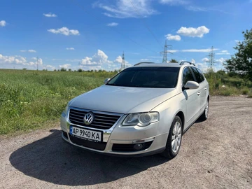 Авто Volkswagen Passat Variant 2010 № 8877011