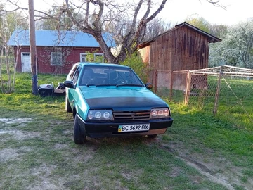 Авто ВАЗ 21099 1991 № 8877036
