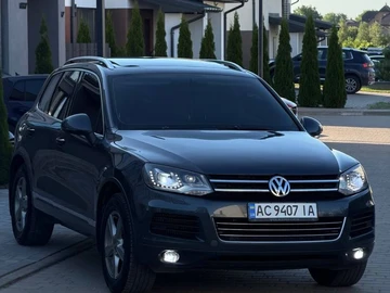 Авто Volkswagen Touareg 2014 № 8877039