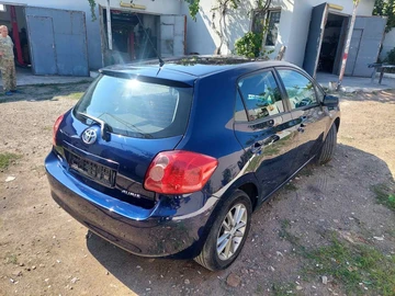 Авто Toyota Auris 2008 № 8877087