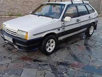Авто ВАЗ 2109 1991 № 8877109