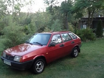 Авто ВАЗ 2109 1989 № 8877123