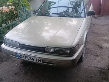 Авто Mazda 626 1990 № 8877125