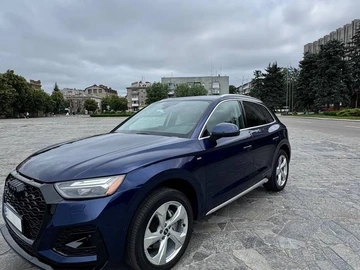Авто Audi Q5 2022 № 8877128