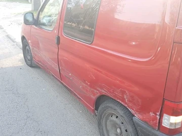 Авто Peugeot Partner 2006 № 8877237