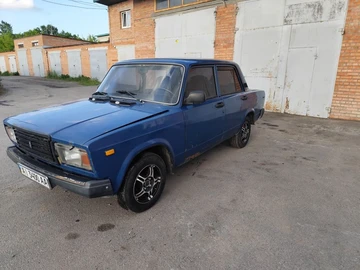Авто ВАЗ 2107 2004 № 8877390