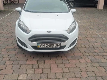 Авто Ford Fiesta 2013 № 8877515