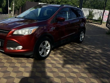 Авто Ford Escape 2016 № 8877518