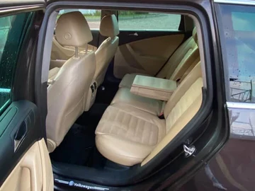 Авто Volkswagen Passat Variant 2005 № 8877649