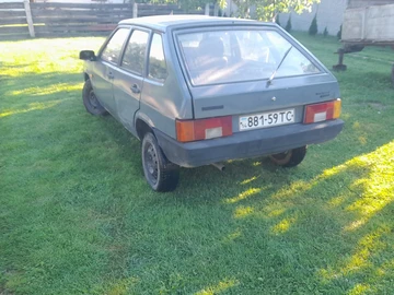 Авто ВАЗ 2109 1992 № 8877804